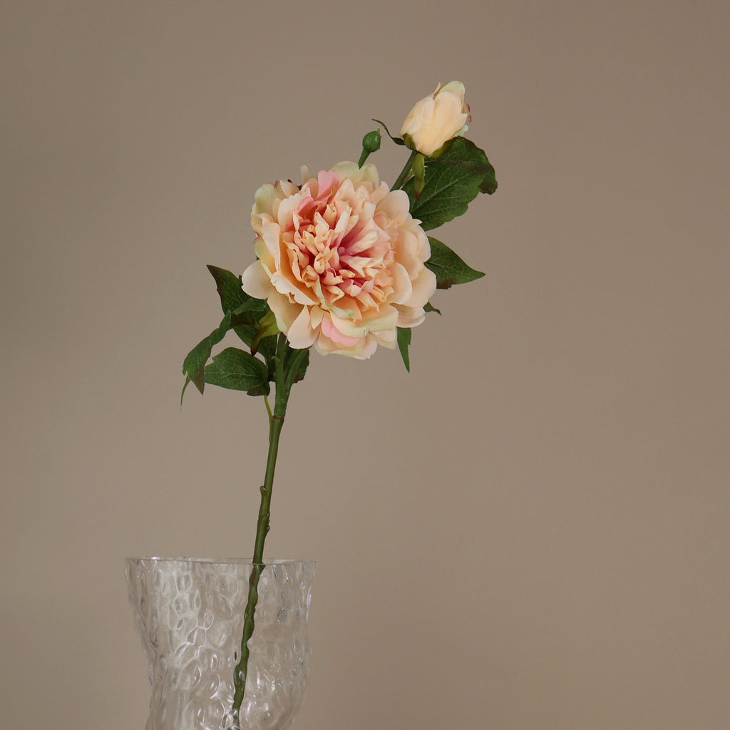 Konstgjord pion, närbild